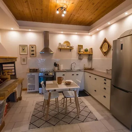 Willows * קרפניסיון